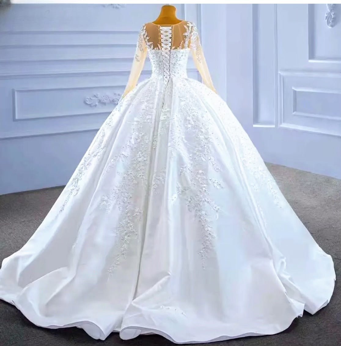 Customised ball wedding Dress - dressupaccessories