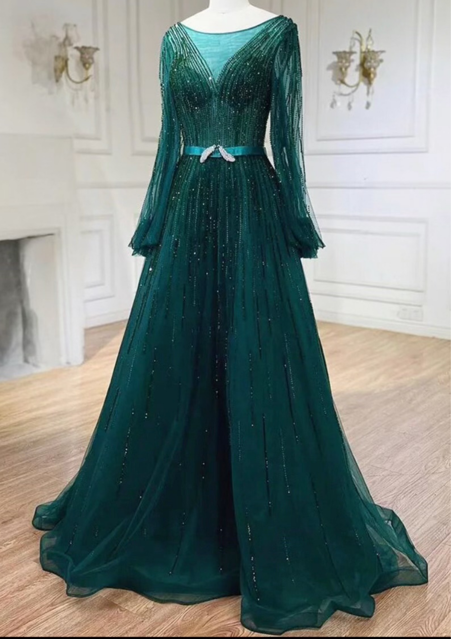 Elegant Emerald Green Long Sleeve Evening Dress dressupaccessories